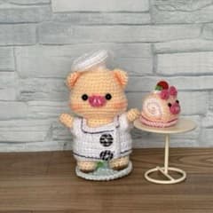 あみぐるみ ぶた パティシエ ① 【即購入可能】 ハンドメイド - メルカリ