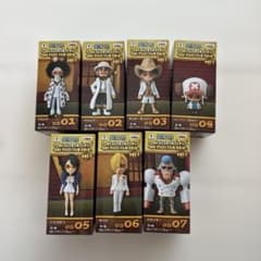 よ*し様 ワールドコレクタブルフィギュア ONE PIECE FILM GOLD - メルカリ