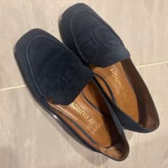 【値下げ】Tory Burch シルクスエードローファー ネイビーのサムネイル