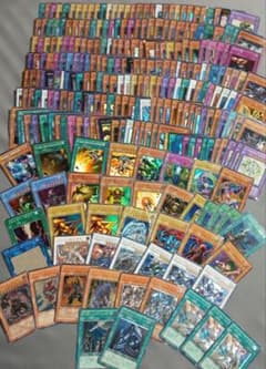 遊戯王OCG トレーディングカードセットのサムネイル