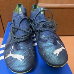 PUMA サッカースパイク フューチャー ネイビーのサムネイル