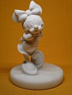 【美品】ミニー　陶器　イタリア　置物　インテリア　工芸品　美術品　A2843 美品】ミニー 陶器 イタリア 置物 インテリア 工芸品 美術品 A2843