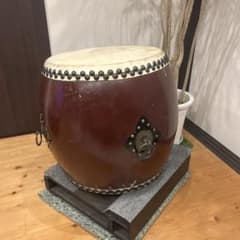和太鼓 長胴太鼓 鋲打ち 祭囃子 練習用 台付 面直径50cm胴約55cm