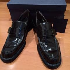 PRADA ローファーのサムネイル