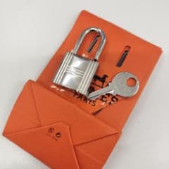 HERMES　南京錠　シルバー　162のサムネイル