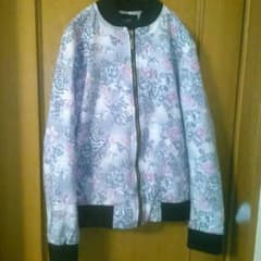 花柄　ジャンパーのサムネイル
