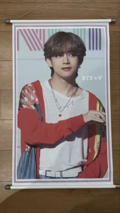 BTS V テテ タペストリー 壁掛けのサムネイル
