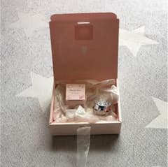 JILL STUARTのリップバームのサムネイル