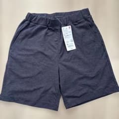 UNIQLO キッズ　ショートパンツ　ダークブラック 130のサムネイル
