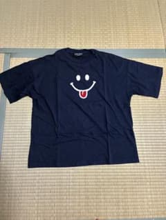 ネイビー スマイリーフェイス Tシャツ M