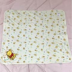プーさんのおくるみのサムネイル