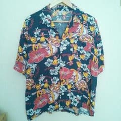 3日間出品！レーヨン素材*柄シャツのサムネイル