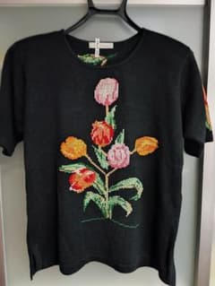 marbee チューリップ刺繍 カットソー 半袖 ブラックのサムネイル