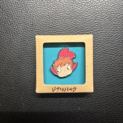 [미사용품] 지브리 파크 한정 절벽 위의 포뇨 포뇨 핀 배지 핀즈 상자 첨부