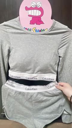 Calvin Klein グレー セットアップのサムネイル