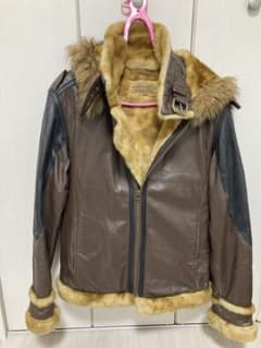 美品‼️Mサイズ！アヴィレックス⭐︎フード付きB3⭐︎ラム革⭐︎のサムネイル