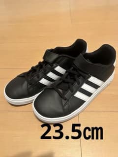 adidas ブラック/ホワイト スニーカーのサムネイル
