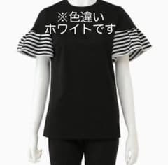 ラッフルTEE   ホワイト　クリーニング済みのサムネイル