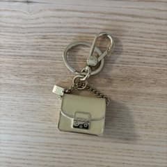 FURLA ミニバッグ型キーホルダーのサムネイル