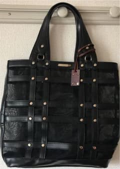 値下げしました  Charles&Keithトートバッグのサムネイル