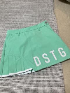 新品 デサントゴルフ スカートのサムネイル