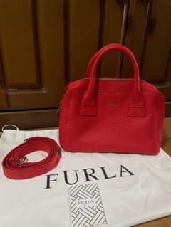 新品】FURLA 2WAYハンドバッグ レザー レッド - メルカリ