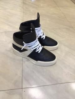 【希少品】FEAR OF GOD Basketball Sneaker 42のサムネイル