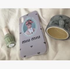 【値下げ】iPhoneXケース オードリーヘップバーンのサムネイル