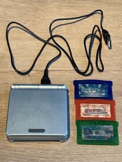ゲームボーイアドバンス SP カセット付き（サファイアファイアレッドエメラルド）のサムネイル