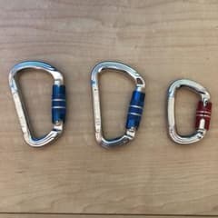 オートロックカラビナのサムネイル