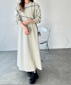 FIRSTMOODコラボ　配色メロー裏起毛スウェットワンピース　新品★Mサイズのサムネイル