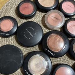 デパコス大量　mac チーク　ハイライト　フェイスパウダーのサムネイル