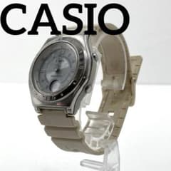 CASIO カシオ　腕時計　ウェーブセプター　電波ソーラー　ホワイト