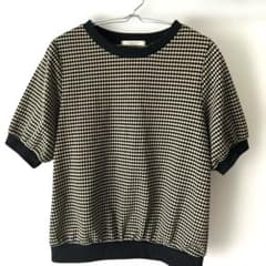 【クラシカルエルフ】 ハニカム柄 ジャガード ニットソー 半袖 Lのサムネイル