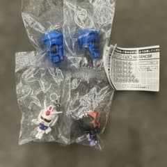 ガンプラくん めじるしアクセサリー 4個セットのサムネイル