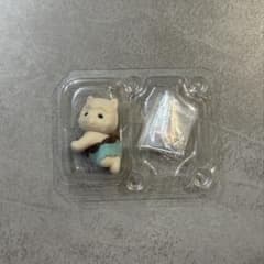 タ*ー様 シルバニアファミリー 赤ちゃん　羊 人形 カップケーキのサムネイル