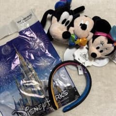新品　カリフォルニアディズニー 70周年 カチューシャ ミッキーミニーグーフィーのサムネイル