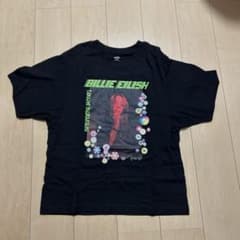 限定SALE !!UNIQLO UT ビリー・アイリッシュ×村上隆 黒のサムネイル