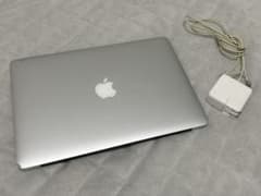 Apple MacBook Air 13インチ 充電器付きのサムネイル