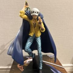一番くじ　ワンピース　トラファルガー•ロー フィギュアのサムネイル