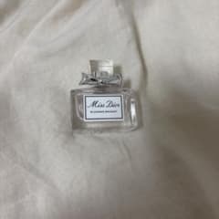 DIOR 香水のサムネイル