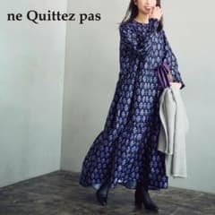 ne Quittez pas（ヌキテパ）小花柄ロングワンピース ne Quittez pasヌキテパ 花柄 ティアードロングワンピース フラワー