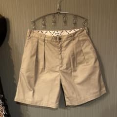 schott ベージュ プリーツ付き ショートパンツのサムネイル