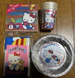 キティちゃんピクニックセットのサムネイル