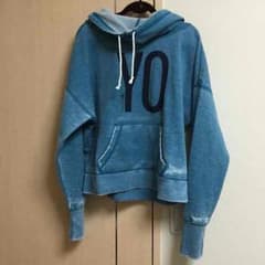 Hee様専用♥リーボック裏起毛パーカーのサムネイル