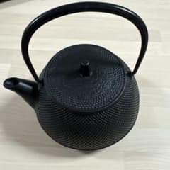 南部鉄器 鉄瓶 霰文様 黒　岩鋳のサムネイル