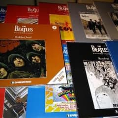 tune様専用出品　デアゴスティーニ　ビートルズLP コレクション　全巻　未開封のサムネイル