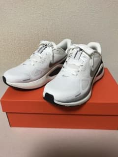ナイキ　ウィメンズ　ストラクチャー26 ESS 25.5cmのサムネイル