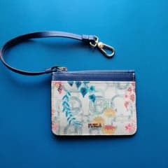 ★タイムセール★FURLA パスケースのサムネイル