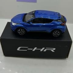 トヨタ C-HR カラーサンプルのサムネイル